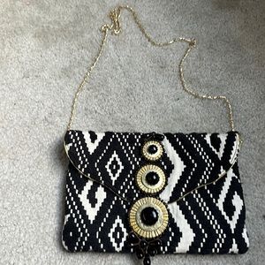 EUC Steve Madden shoulder bag/clutch with decorative beading clean interior